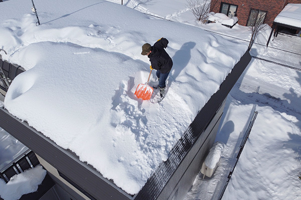 タイヤショベル除雪